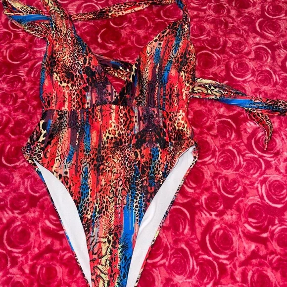 Cheetah print bathing suit - Picture 1 of 1